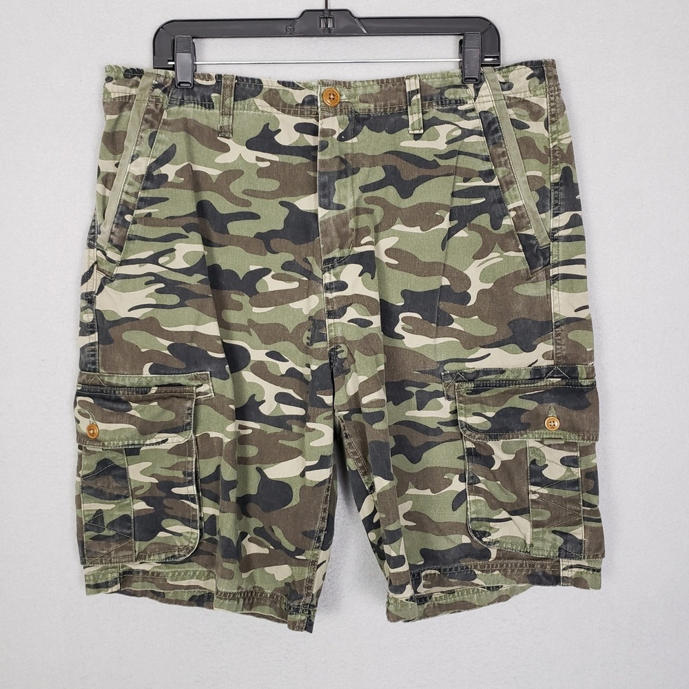 Quick Silver Men's Size 36 Camouflage Cargo Shorts Green Classic Camo Gorpcore